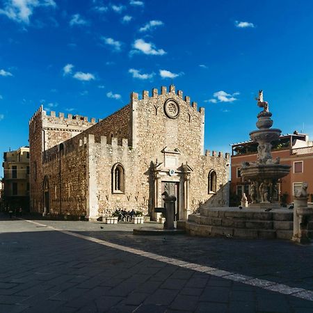 Duomo Square Apartment Taormina Luaran gambar