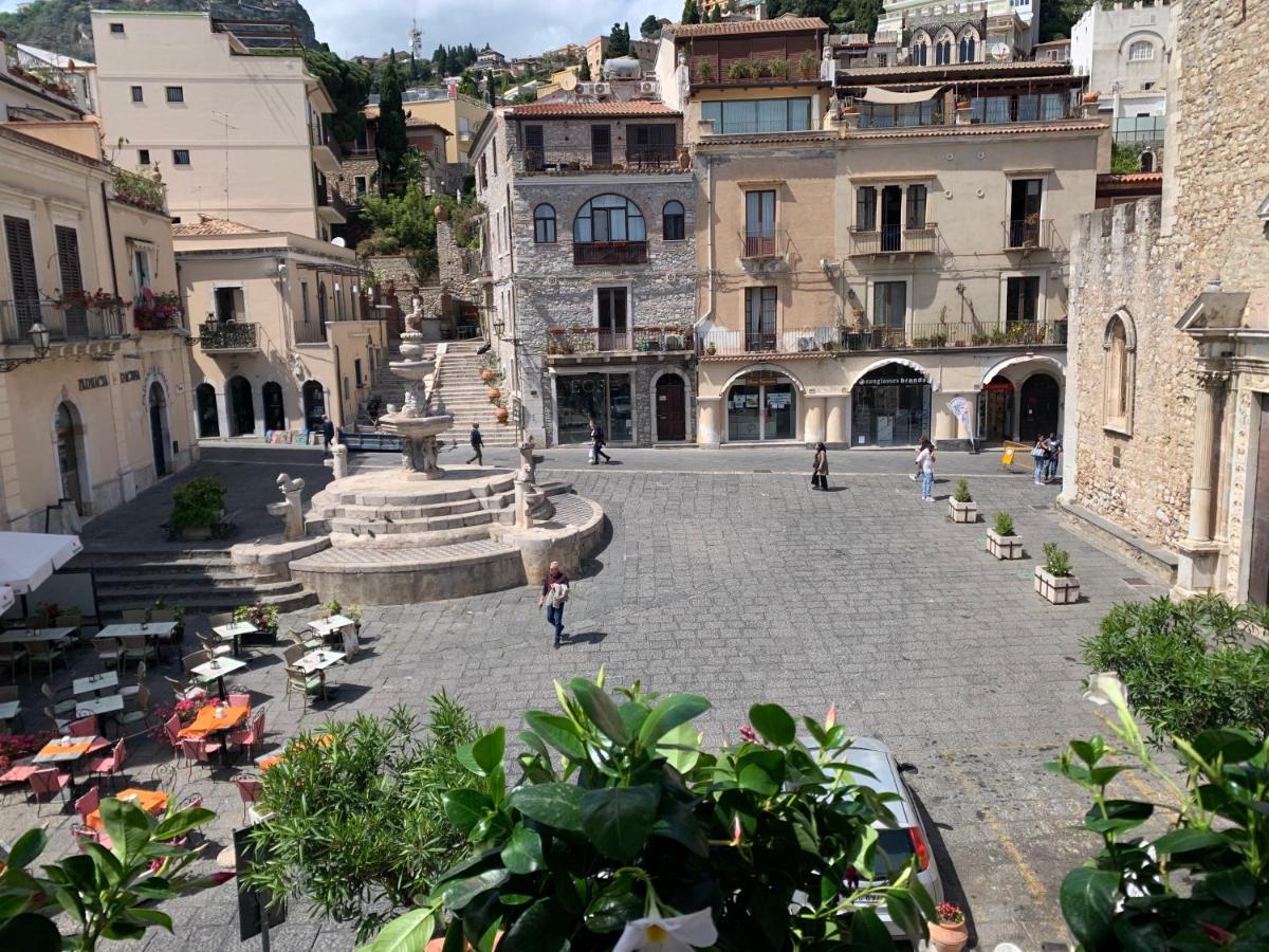Duomo Square Apartment Taormina Luaran gambar