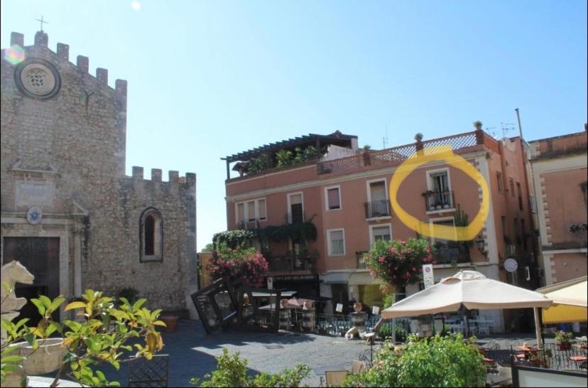 Duomo Square Apartment Taormina Luaran gambar